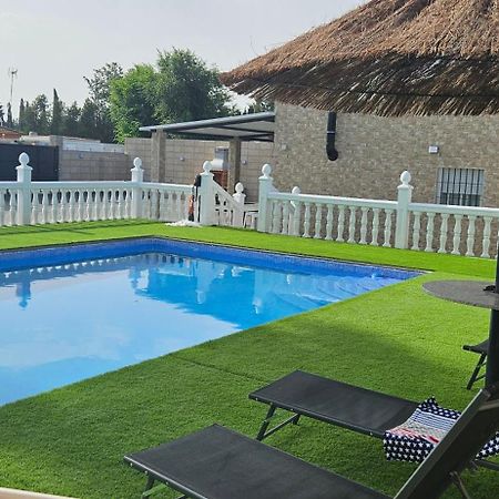 Chalet El Campillo Sevilla Exteriör bild