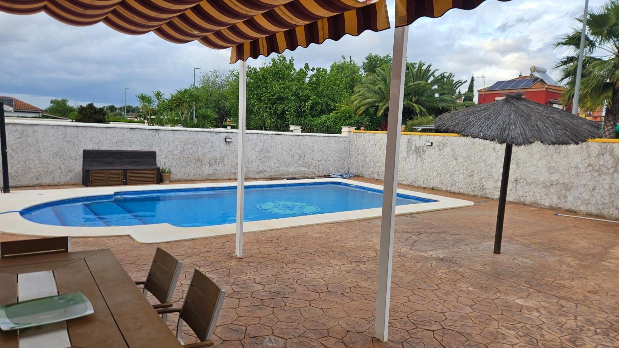 Chalet El Campillo Sevilla Exteriör bild